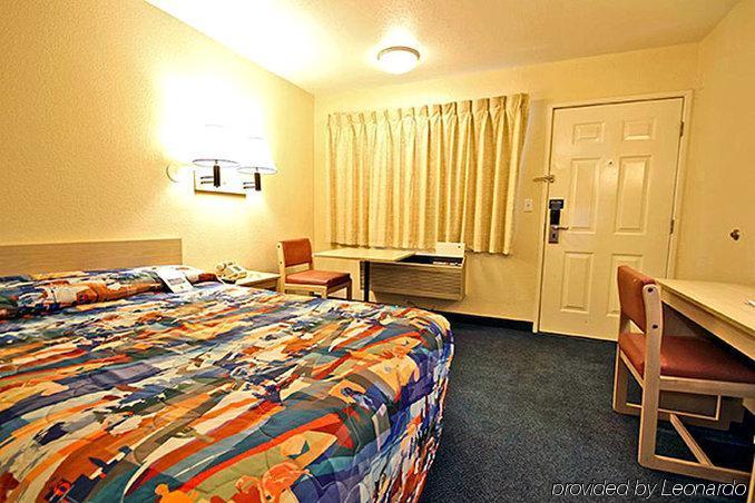 Motel 6-Reno, Nv - West Экстерьер фото